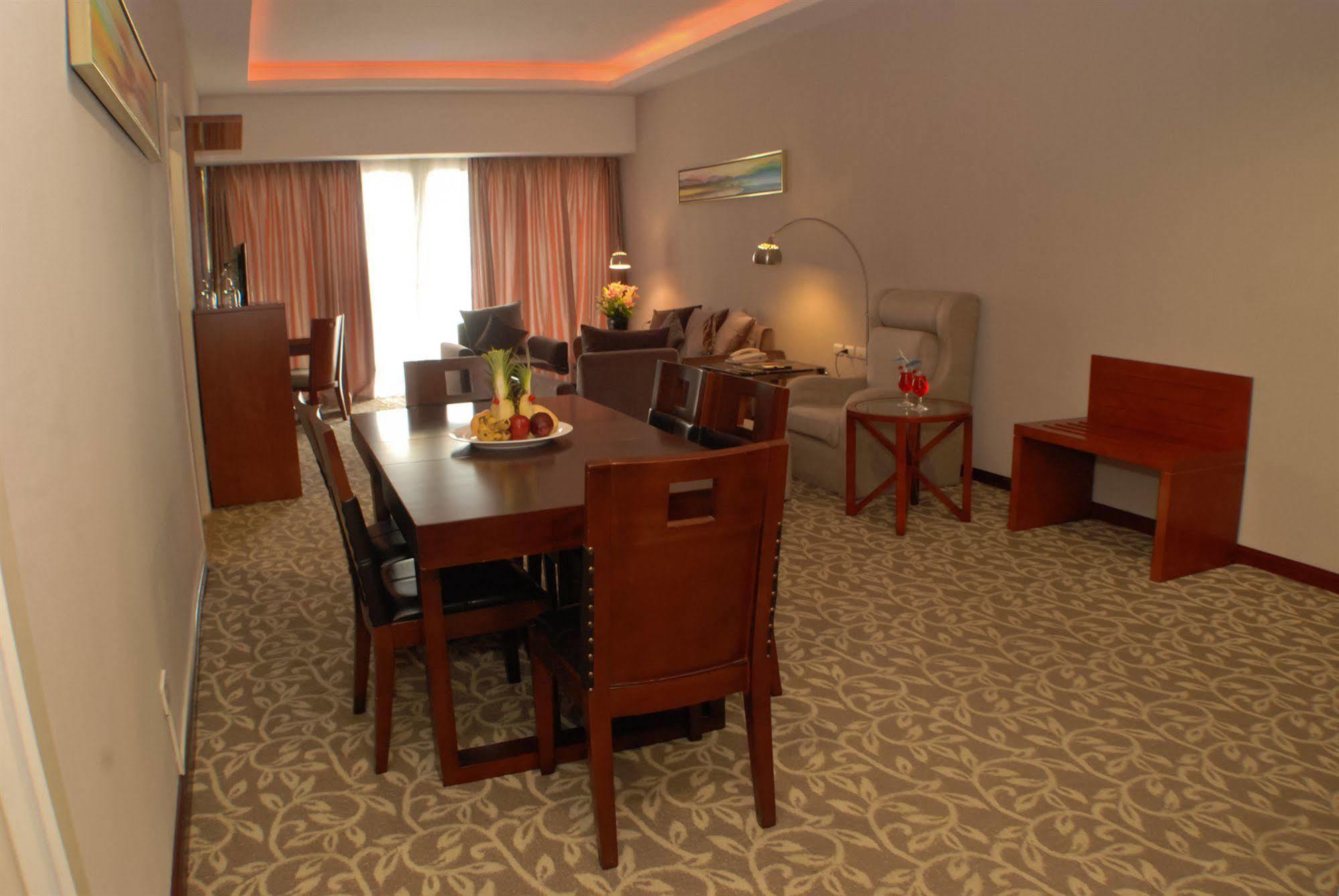 فندق Sunlight Guest بويرتو برينسيسا المظهر الخارجي الصورة